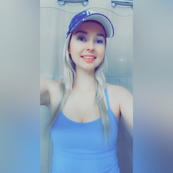 Meet your Posher, Ali - Picture 1 of 1